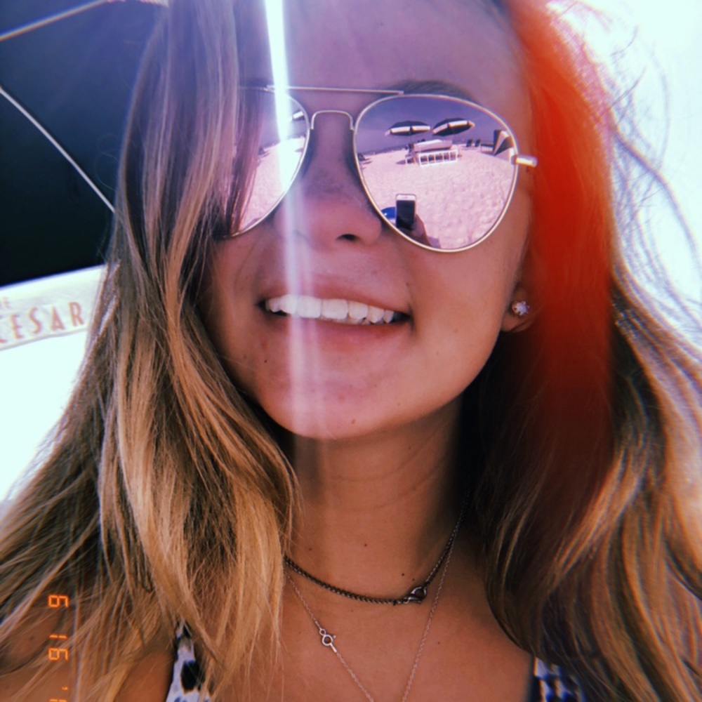 Meet your Posher, Brooke